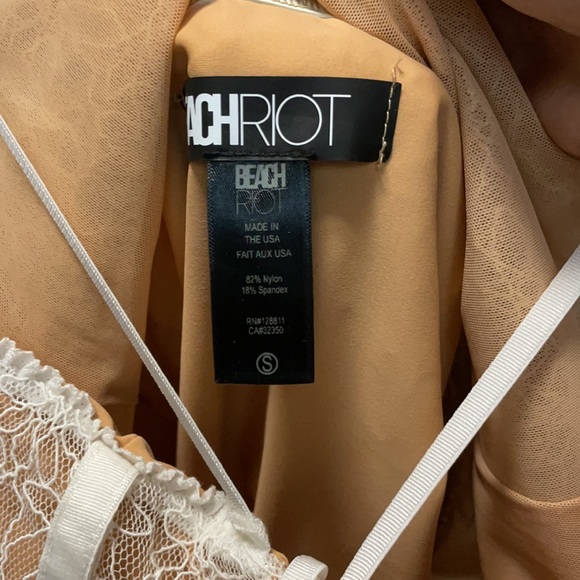 SOLD! V. Chapman x Beach Riot Lace Bathing-suit SOLD - Picture 2 of 8